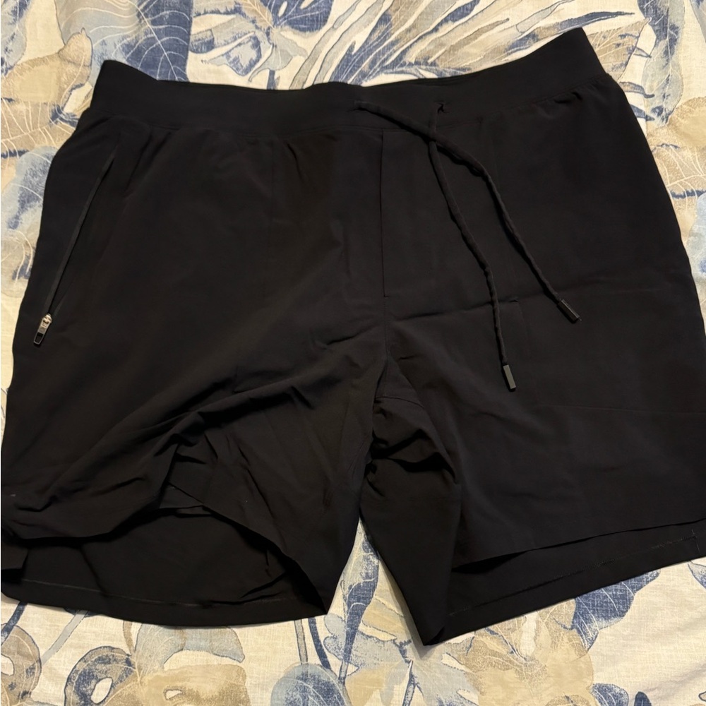 Lulu lemon shorts